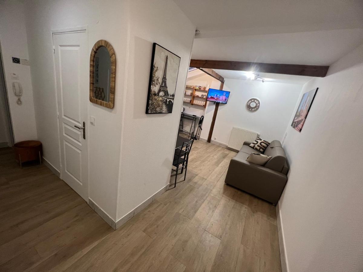 Charmant T2 Plein Centre Ville Et Proche Gare Бурж Екстериор снимка